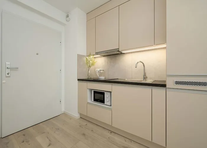 Modern With Parking Kepa Mieszczanska By Renters * Breslavia